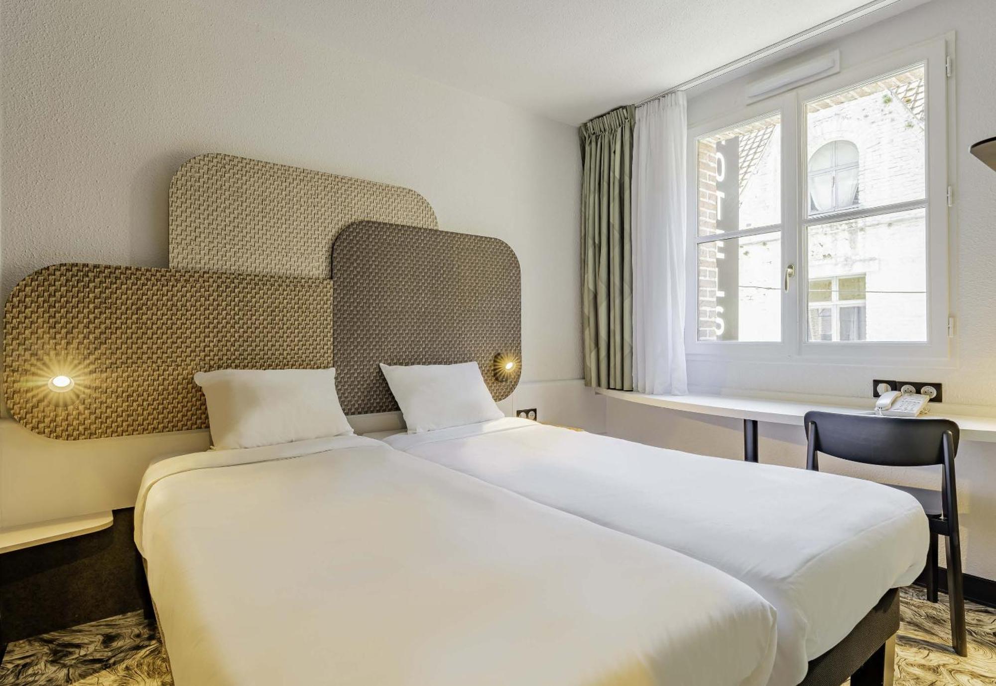 B&B Hotel Arras Centre Les Places Eksteriør bilde